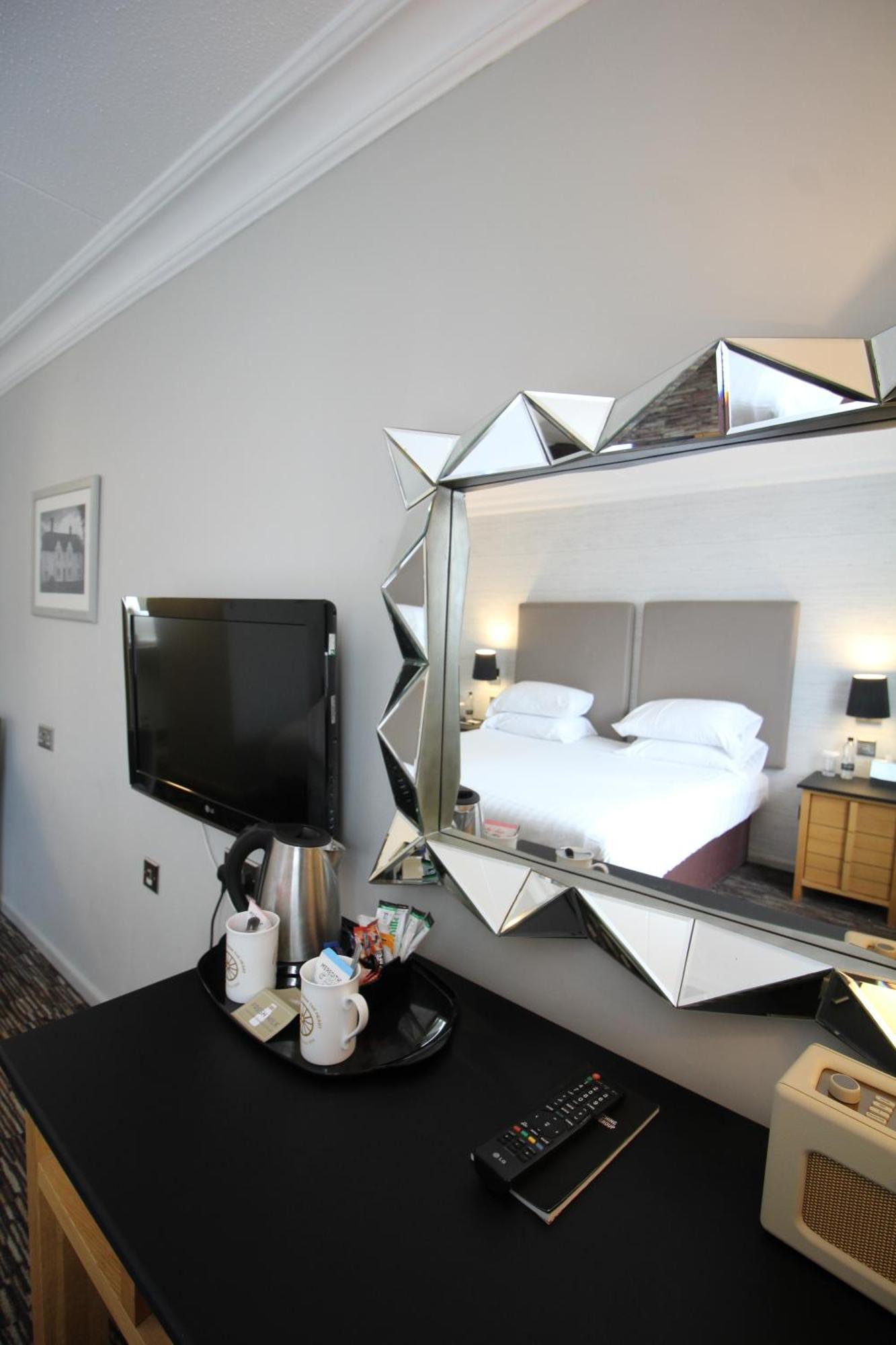 The Saracens Head Hotel Great Dunmow Kültér fotó