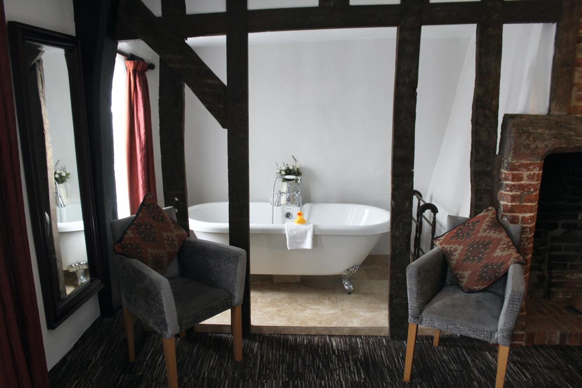 The Saracens Head Hotel Great Dunmow Kültér fotó