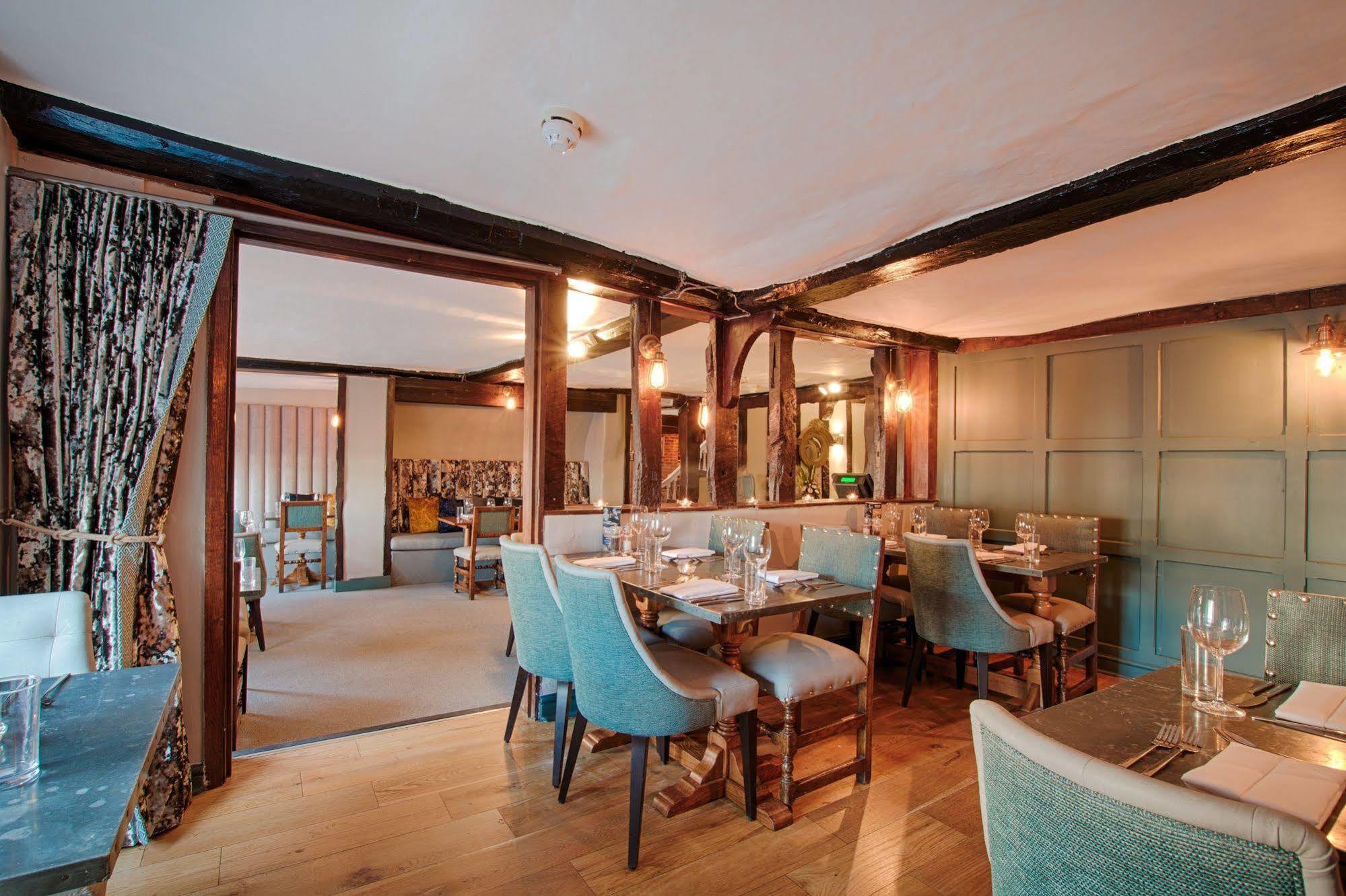 The Saracens Head Hotel Great Dunmow Kültér fotó