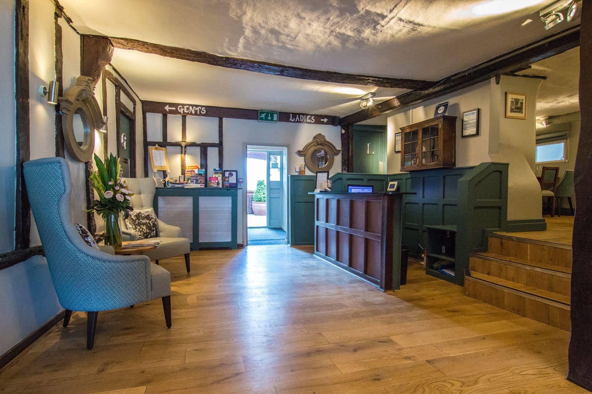 The Saracens Head Hotel Great Dunmow Kültér fotó